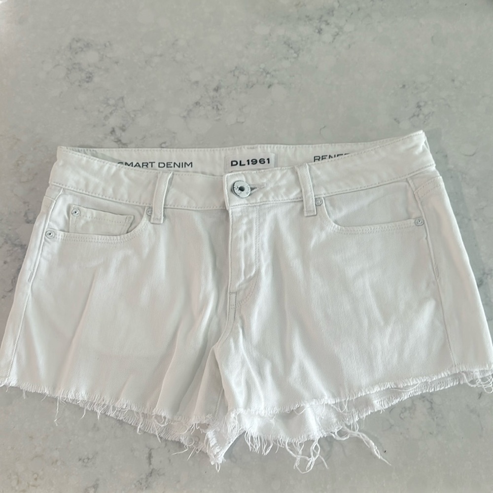 DL1961 White Jean Shorts, sz 26